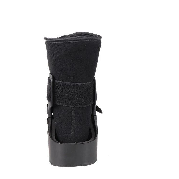 cam-walker-boot